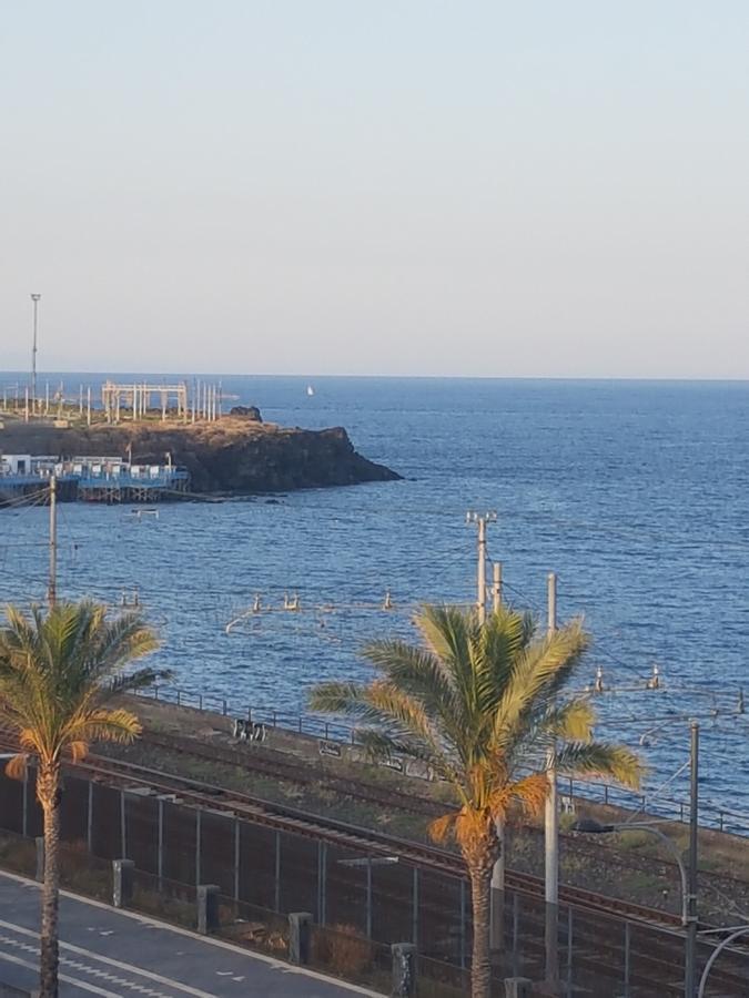 Sea View Apartment Catania Exterior photo